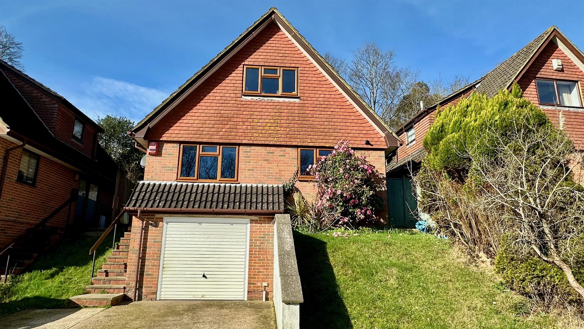 4 bed property in Augustus Way, St. Leonards-On-Sea